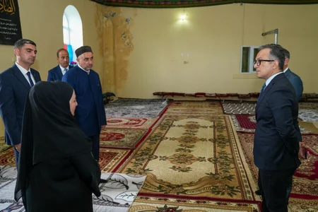 Ramin Məmmədov Qazaxda yerləşən dini ibadətgahların fəaliyyəti ilə tanış olub