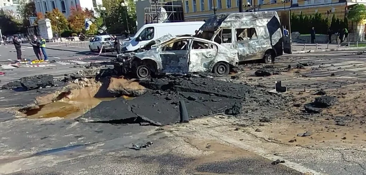 Kiyevin raket hücumuna məruz qalmış mərkəzi hissəsi - FOTOREPORTAJ