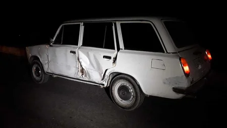 В Кюрдамире легковой автомобиль слетел с моста