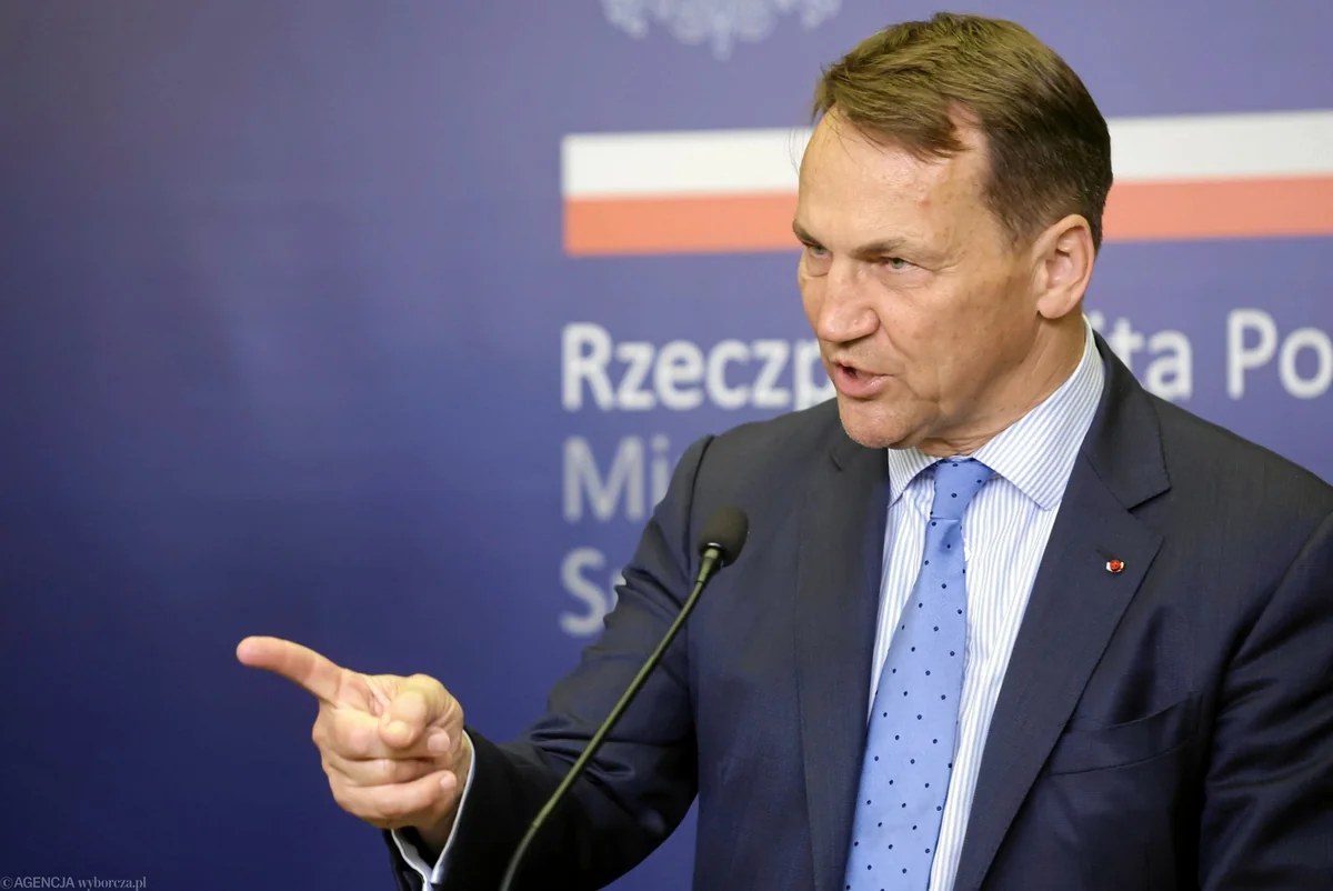 Polşanın xarici işlər naziri: Ukraynanın Avropa İttifaqına daxil olması çətin olacaq