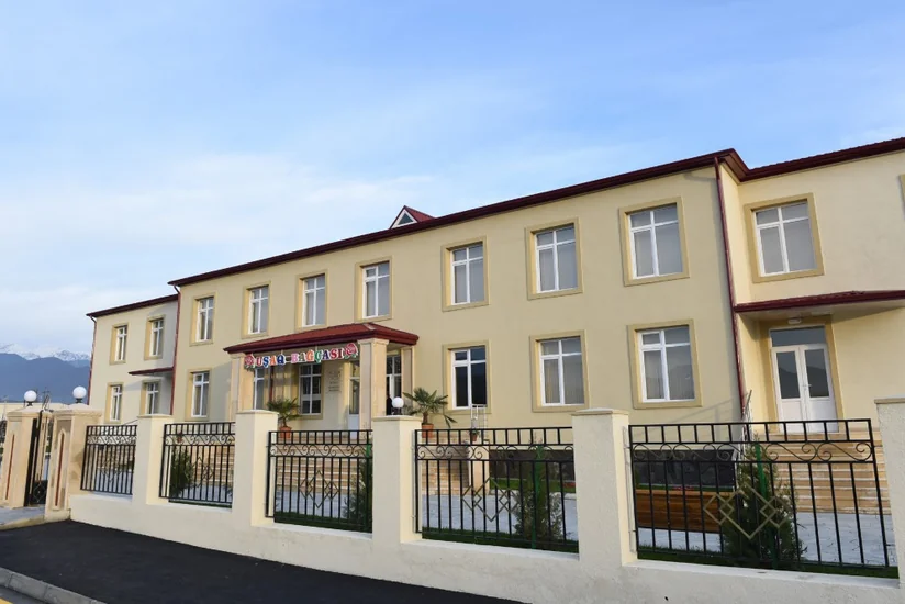 ​Heydər Əliyev Fondunun təşəbbüsü ilə Zaqatalada inşa edilən uşaq bağçası istifadəyə verilib