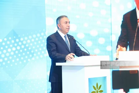 Azərbaycanda innovativ və  ixracyönümlüyü ilə seçilən 14 sahibkar mükafatlandırılıb