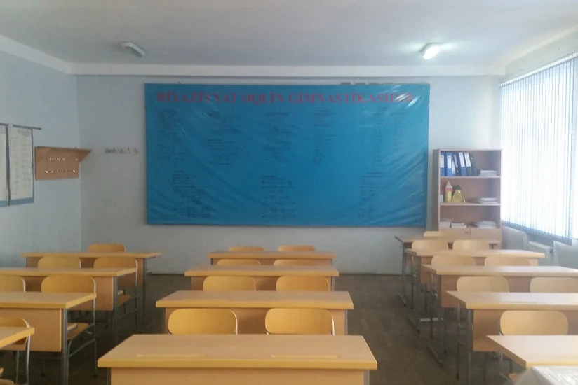 İdarə Bakıda məktəbin koronavirusa görə bağlanması barədə məlumat yayıb