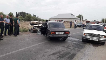İmişlidə iki maşın toqquşub - FOTO