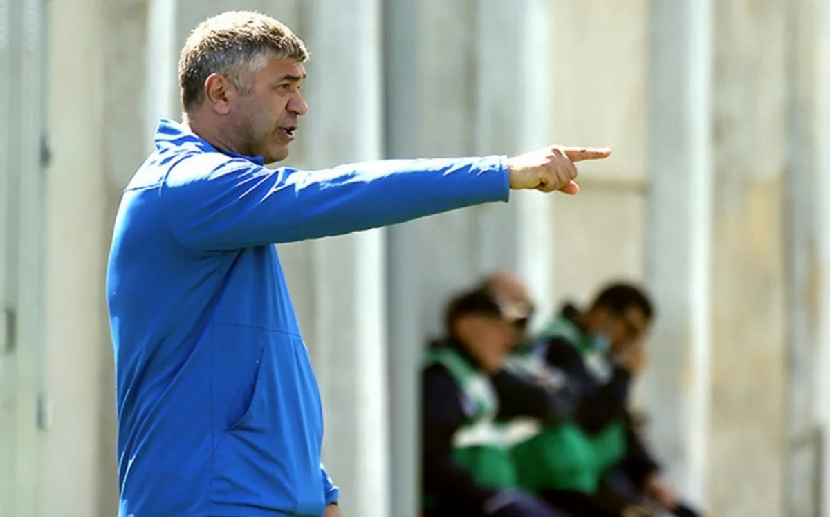 Azərbaycan millisinin baş məşqçisi: Hansı mütəxəssis heyətdə yaxşı futbolçu görmək istəməz?