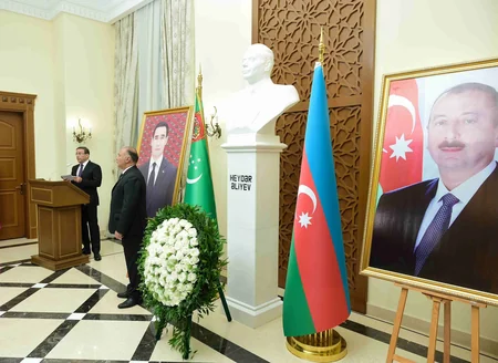 Türkmənistanda 28 May - Müstəqillik Günü qeyd olunub, COP29-un təqdimatı keçirilib
