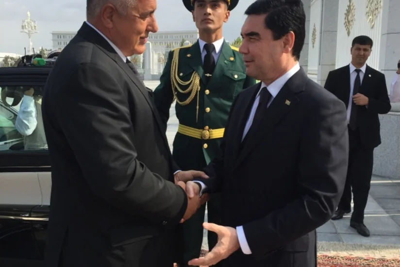 Президент Туркменистана и премьер-министр Болгарии обсудили проект Транскаспийского газопровода
