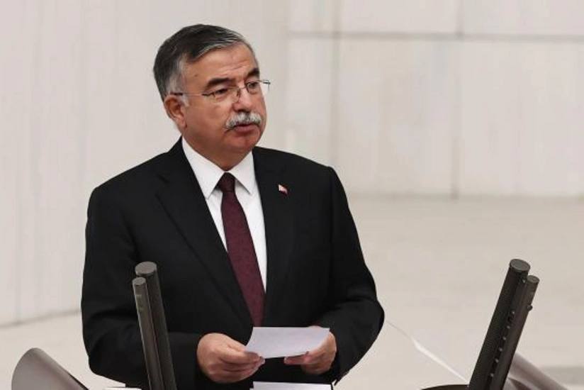 AKP-nin parlament fraksiyasına yeni sədr seçilib