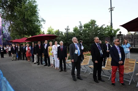 “Bakı-2015”-in Atletlər Kəndində Azərbaycan və Avropa Olimpiya Komitəsinin bayraqları qaldırılıb - FOTO