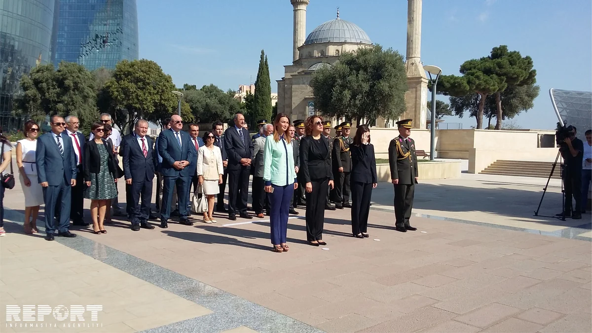 Turkish Embassy staff visited monument to Turkish martyrs in Baku
