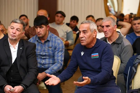 Azərbaycan Güləş Federasiyasının təşkil etdiyi məşqçilərin ümumrespublika seminarı davam edir