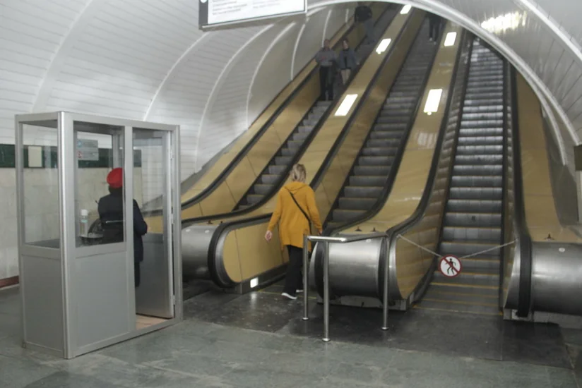 Metronun “28 May” stansiyasında eskalator əsaslı təmirdən sonra istifadəyə verilib