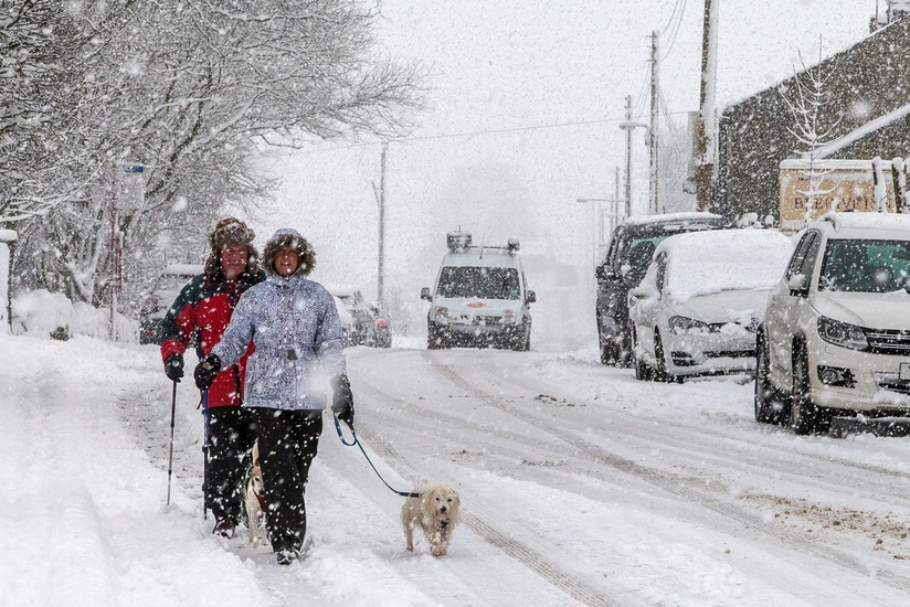 Tomorrow intense snowfall will continue, roads to be covered with ice