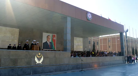 Hərbi hissələrdə andiçmə mərasimi keçirilib