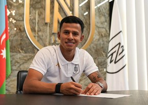 Neftçi daha bir futbolçunun transferini açıqlayıb