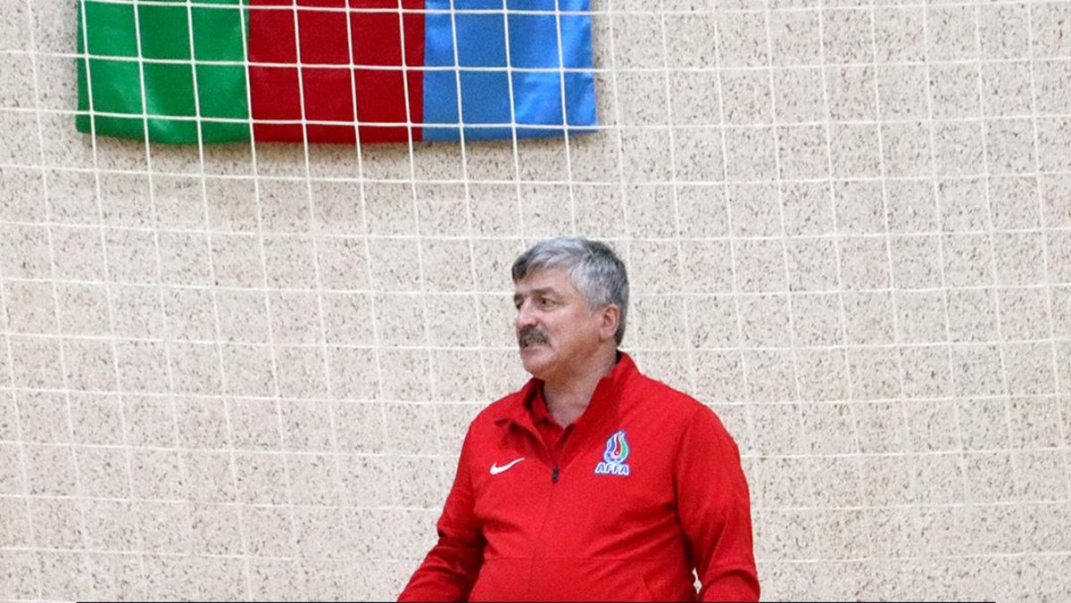Azərbaycan millisinin baş məşqçisi: Avropa çempionatının ilkin mərhələsinə uğur qazanmaq üçün qatılırıq