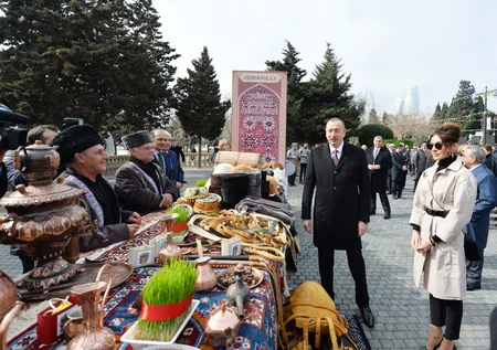 Prezident İlham Əliyev Novruz bayramı münasibətilə ümumxalq şənliyində iştirak edib - YENİLƏNİB