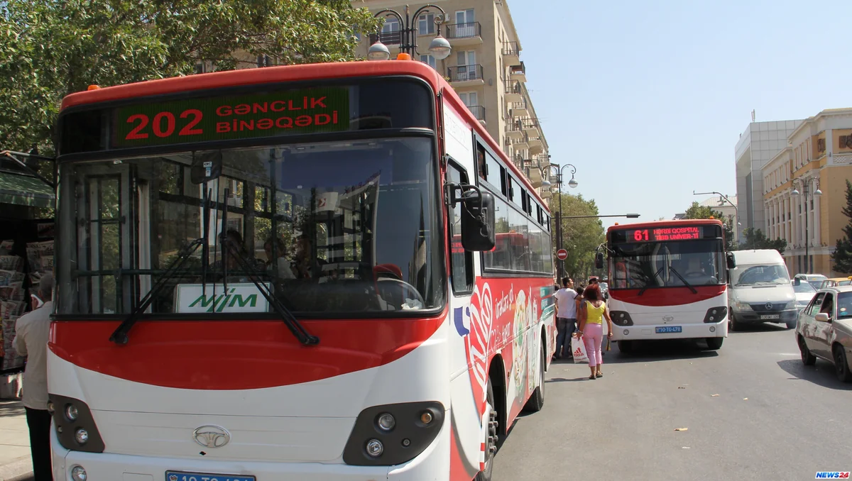 Avtobuslarda normadan artıq sərnişindaşıma qadağan edildi