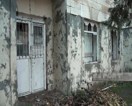 Kürdəmirdə üçmərtəbəli binanın bir hissəsi uçub, sakinlər təhlükə qarşısındadır
