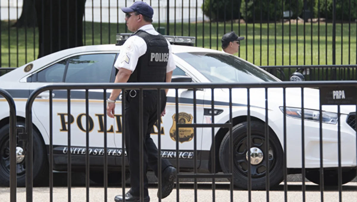 ABŞ-da 7 yaşlı məktəbli polis tərəfindən saxlanılıb - VİDEO