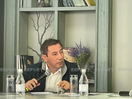 Fuad Hüseynəliyev: Feyklərlə mübarizənin tək yolu dəqiq informasiya yaymaqdır
