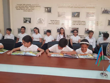 “Mənim böyük dünyam” kitabının təqdimatı keçirilib