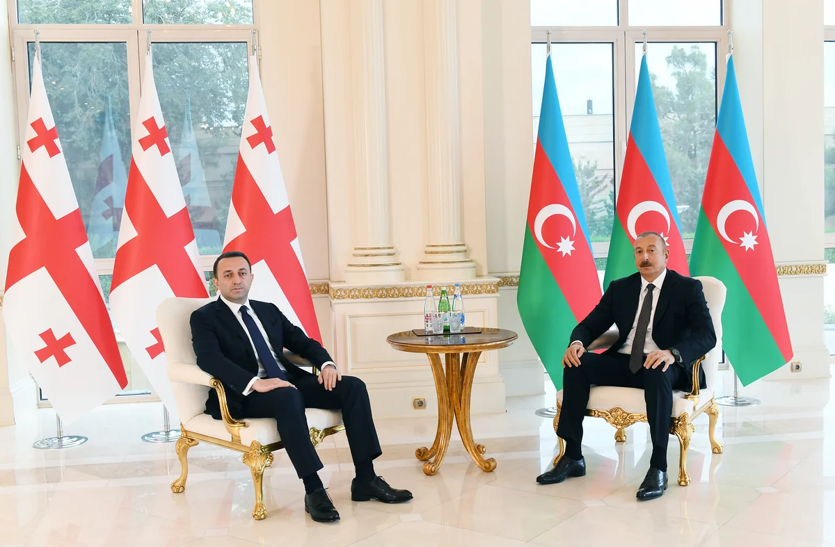Ilham Aliyev meets with Georgian PM