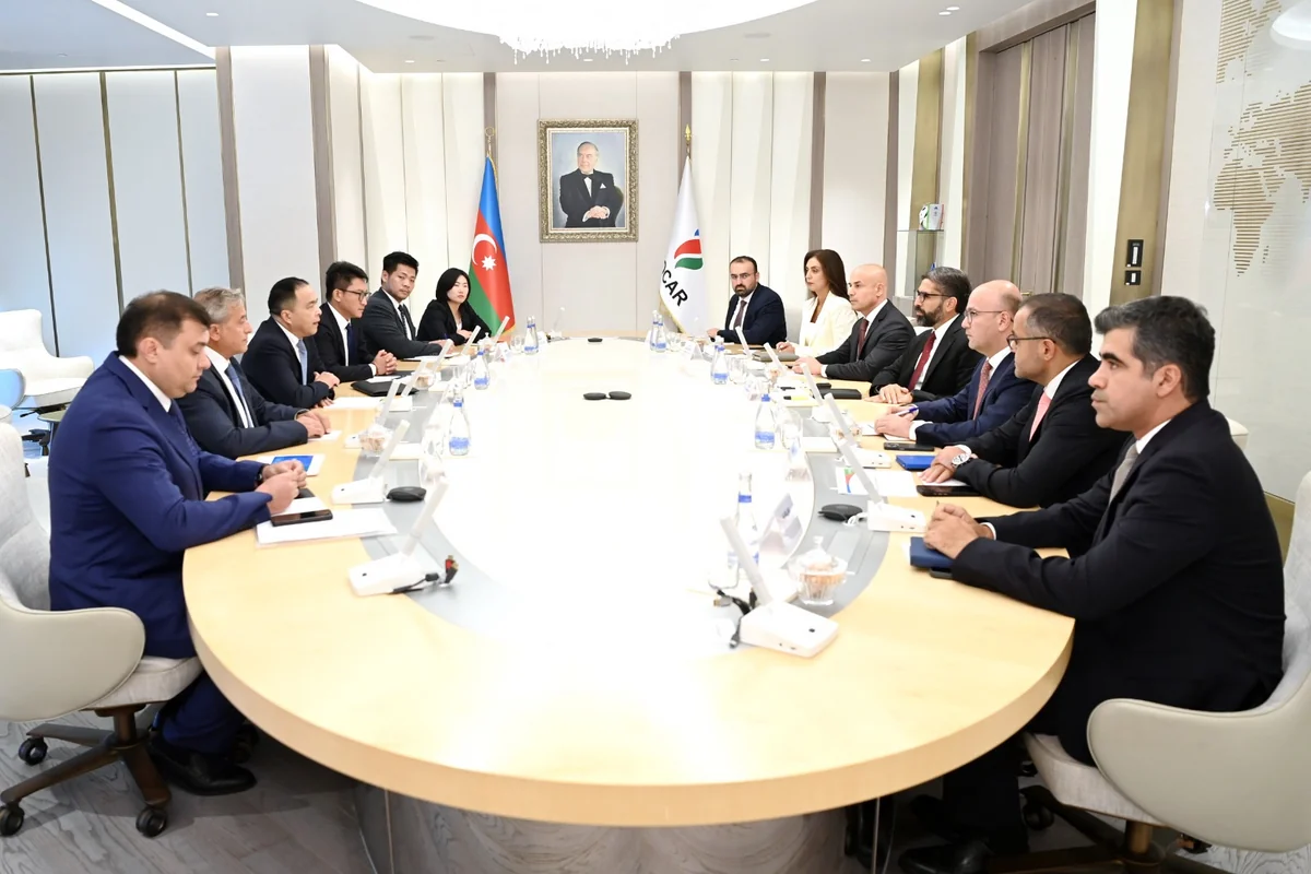 SOCAR и китайская CC7 обсудили перспективы сотрудничества в сферах нефти и нефтехимии