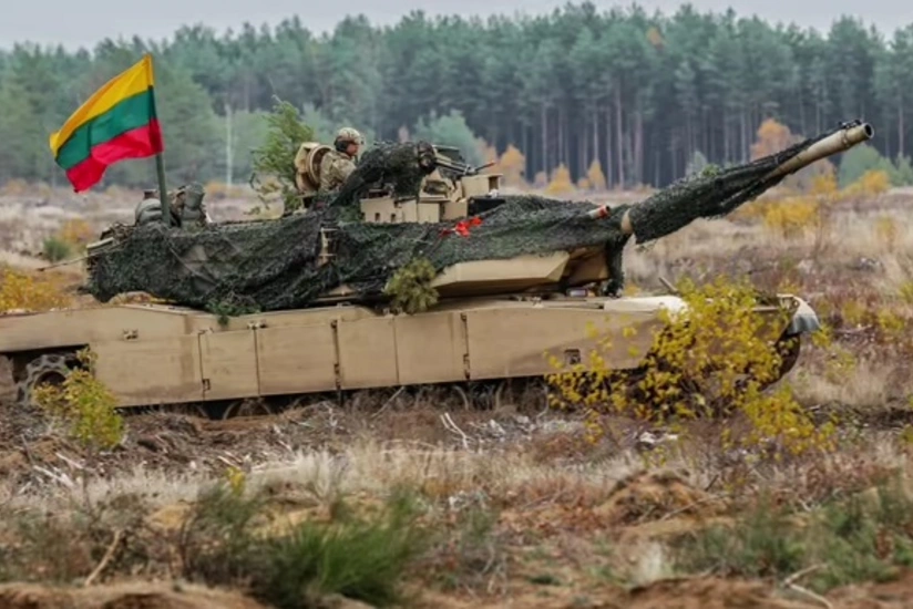 Lithuania needs both tanks and drones to fight enemy – defence chief
