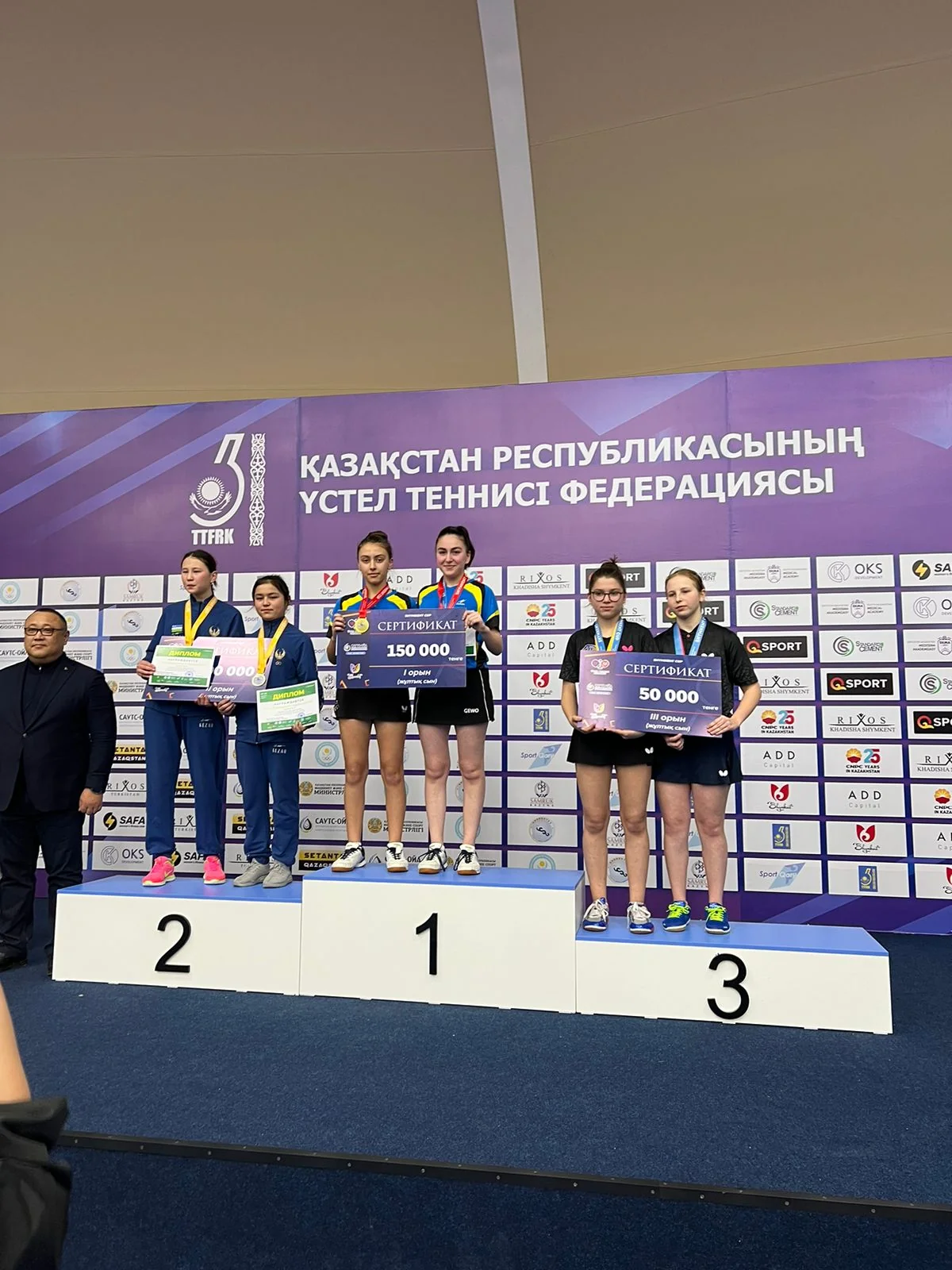 Azərbaycanın stolüstü tennisçiləri Qazaxıstanda qızıl medal qazanıblar