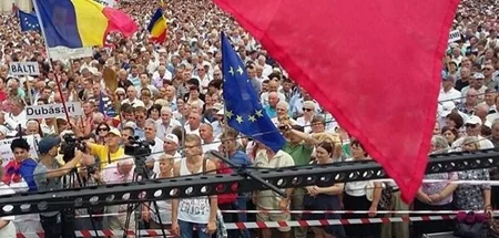 ​В Молдове тысячи людей вышли на антиправительственный митинг - ВИДЕО