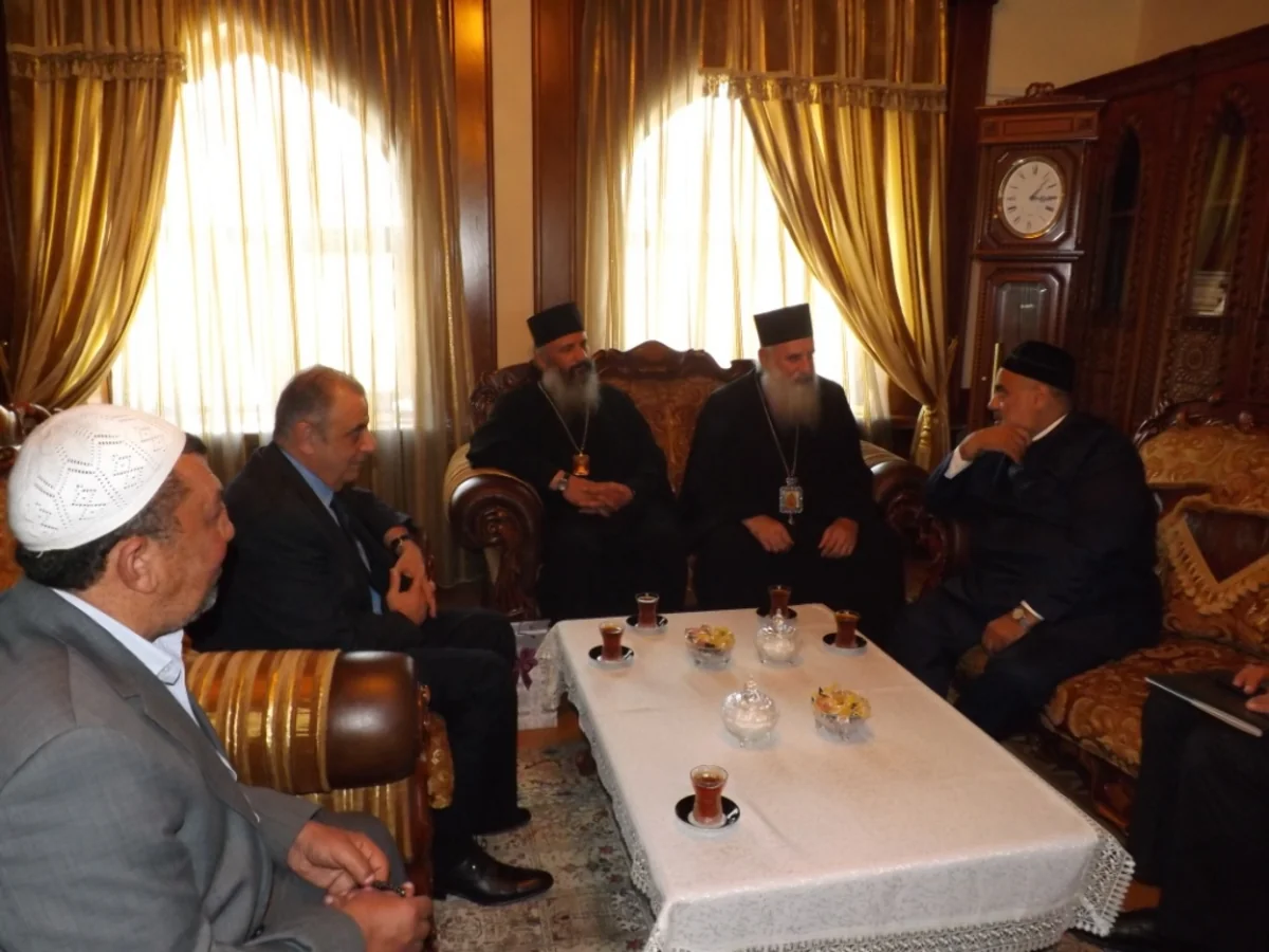 ​Şeyxülislam Allahşükür Paşazadə Ümumgürcüstan Katolikos-Patriarxını Azərbaycana səfərə dəvət edib