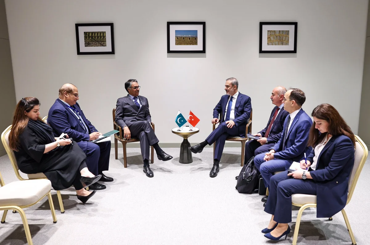 Turkish, Pakistani FMs meet in Shusha