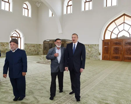 President Ilham Aliyev visited Rahima Khanim Mosque-Shrine in Nardaran
