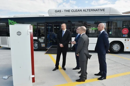 Президент Ильхам Алиев принял участие в открытии второго депо ООО BakuBus