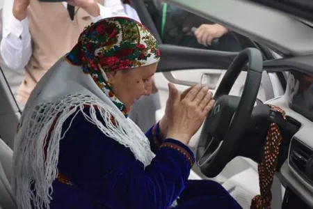 Togg Türkmənistan Prezidentinə təqdim olunub