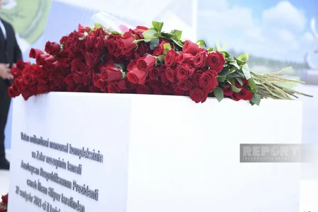 Anım Günü ilə əlaqədar Zəfər parkına ziyarət başlayıb