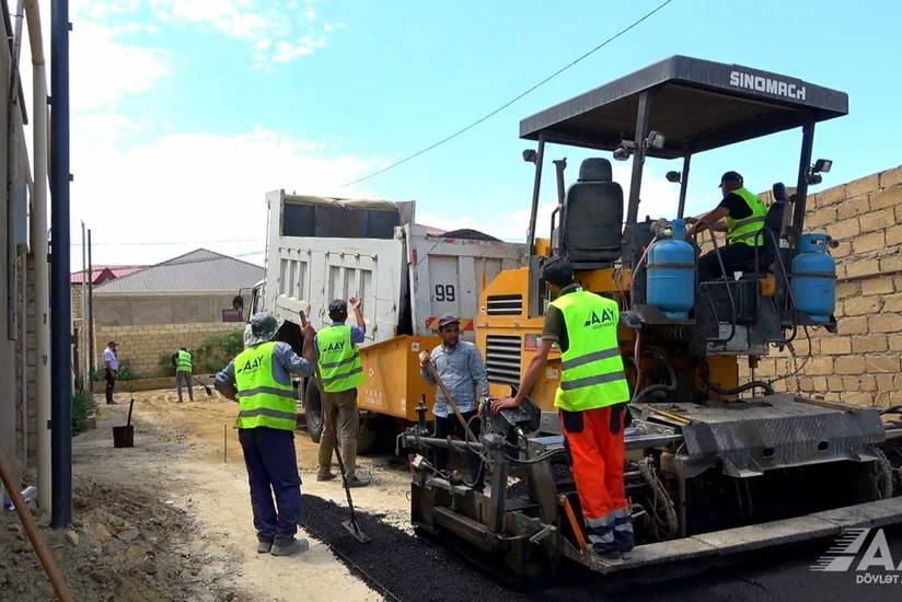 Lökbatanda ümumi uzunluğu 4 kilometr olan iki yol təmir edilir