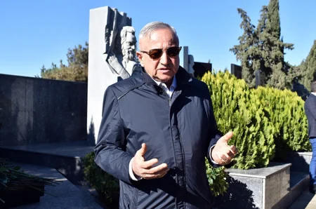 Xalq artisti Rasim Ocaqovun xatirəsi anılıb