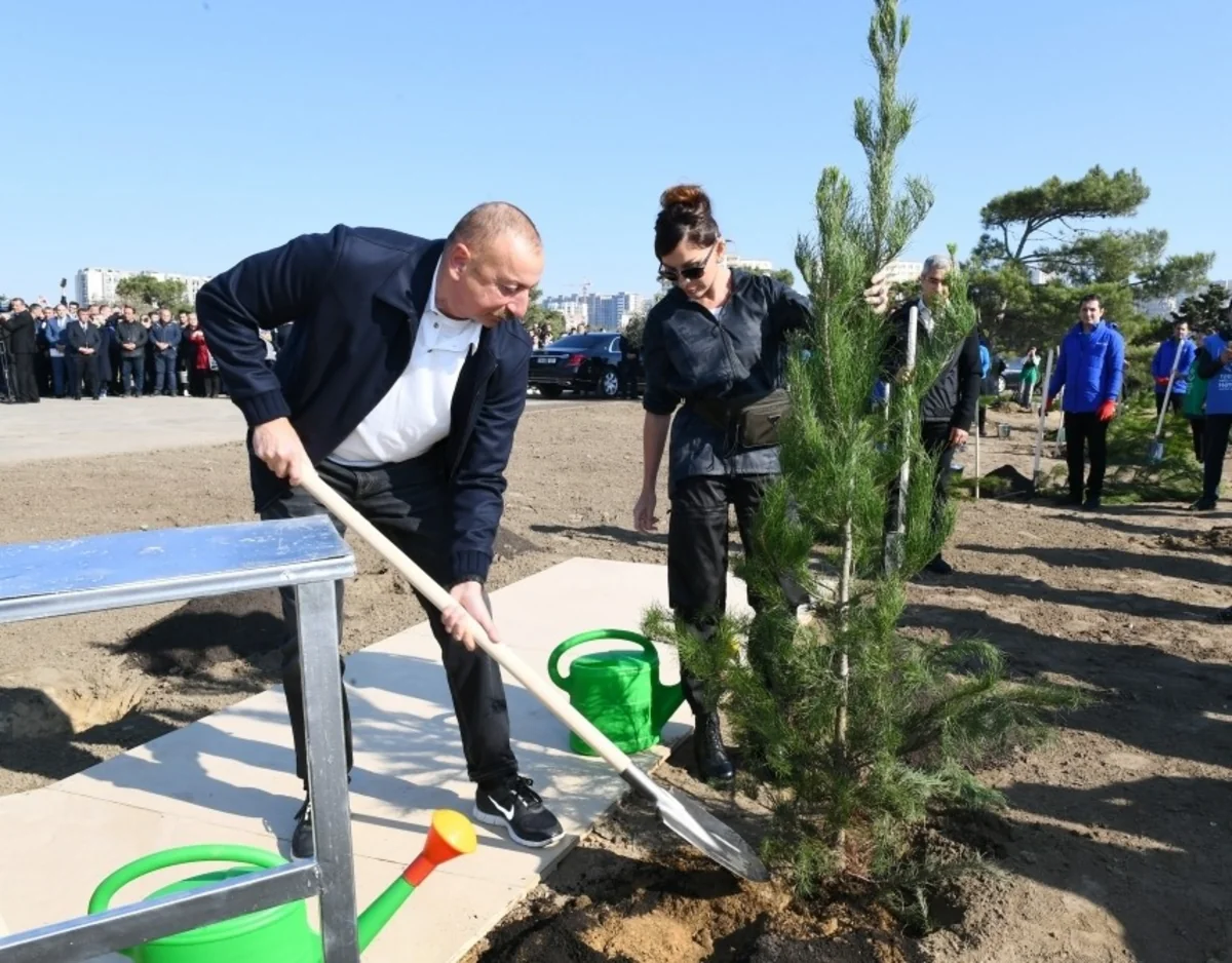 President Ilham Aliyev and first lady Mehriban Aliyeva attended tree-planting campaign in Khatai district, Baku