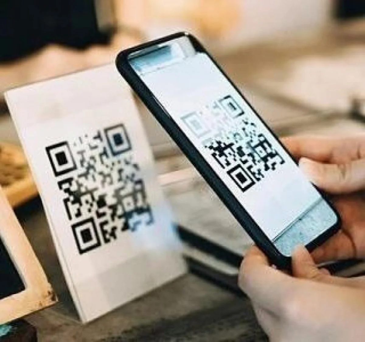 Azərbaycan bankları ödənişlərdə Az-QR standartına keçəcək