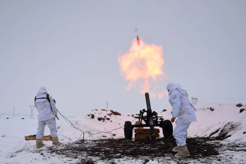 На учениях в Карсе азербайджанские военнослужащие с точностью поразили условные цели 