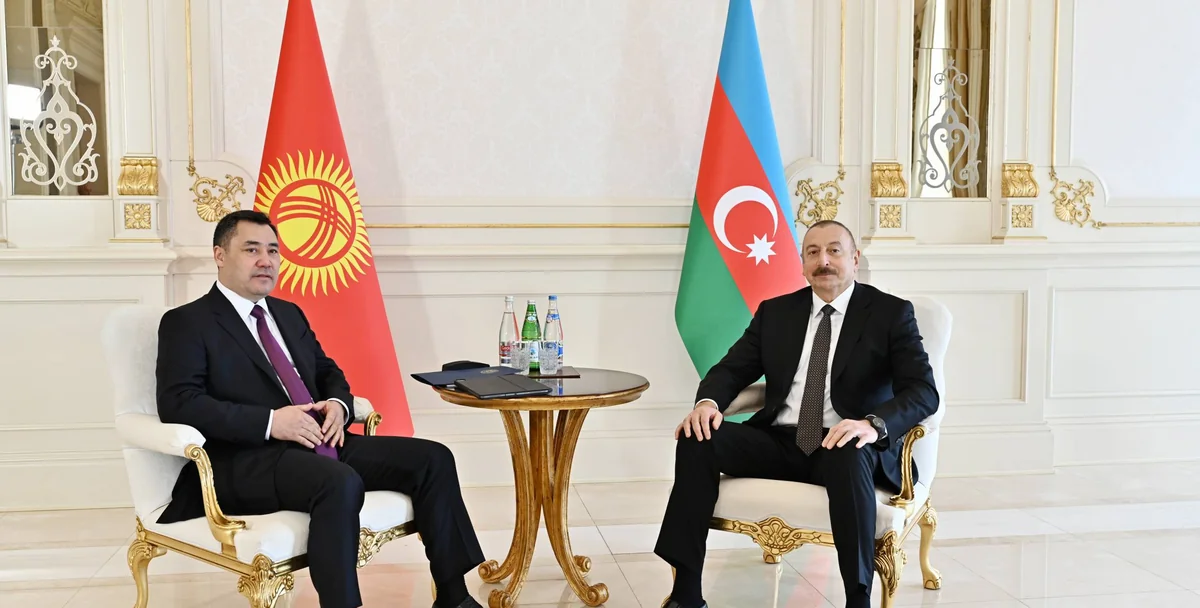 Президенты Азербайджана и Кыргызстана начали переговоры в узком формате