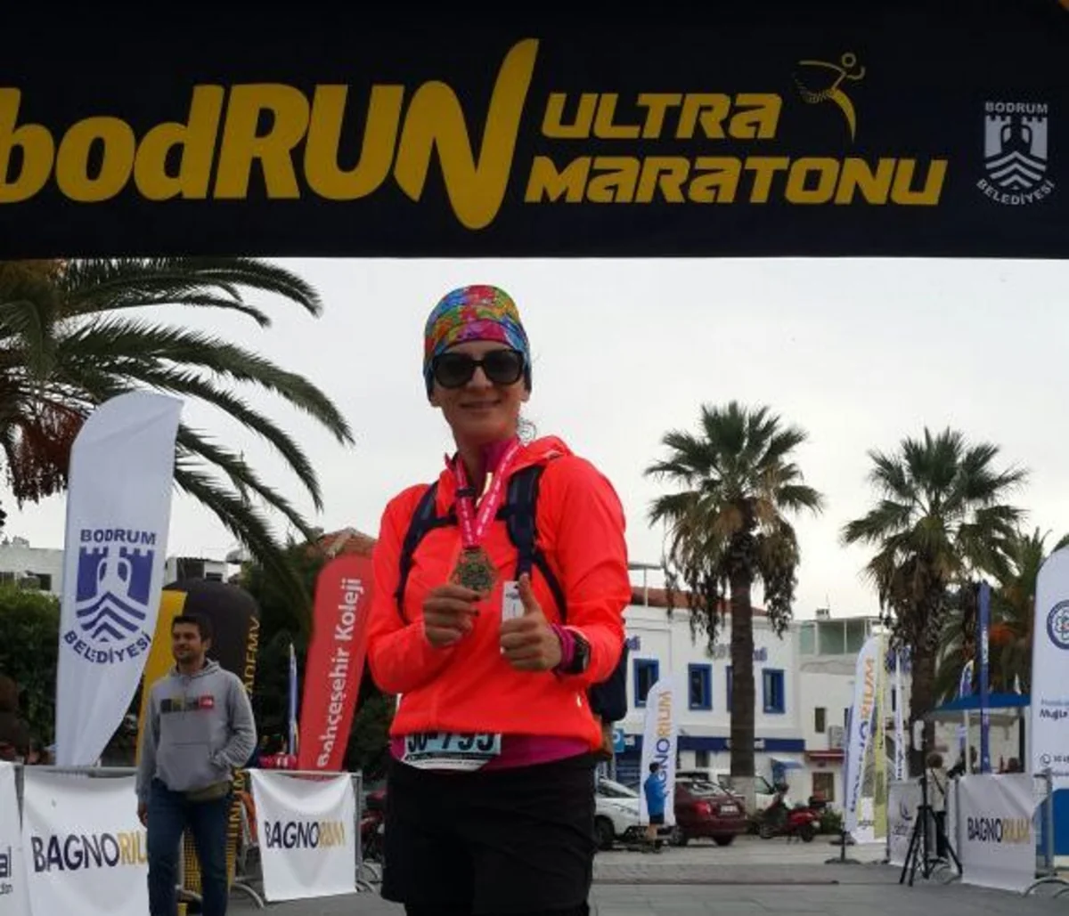 Azerbaijani athlete gets special medal at BodRUN ultramarathon