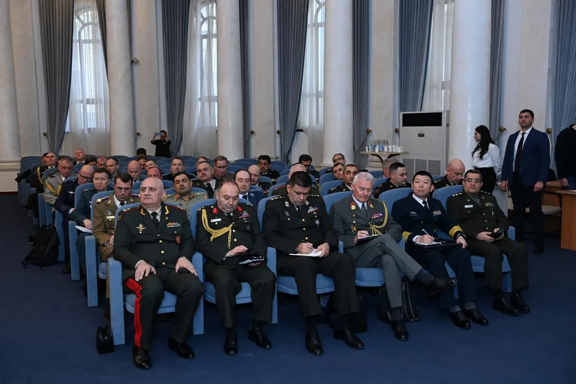 Azərbaycanda akkreditə olmuş diplomatik korpusun nümayəndələri və hərbi attaşelər üçün brifinq keçirilib