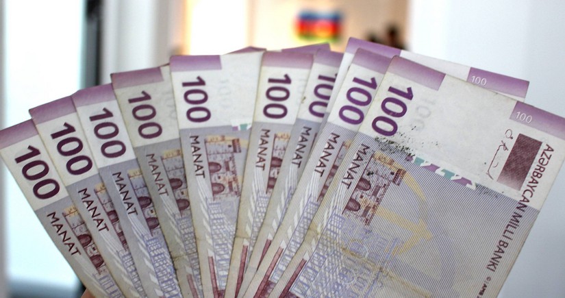 Azərbaycan manatının dövretmə sürəti azalıb