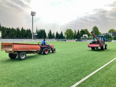 Tovuz şəhər stadionunda ot örtüyünün dəyişdirilməsi prosesinə start verilib