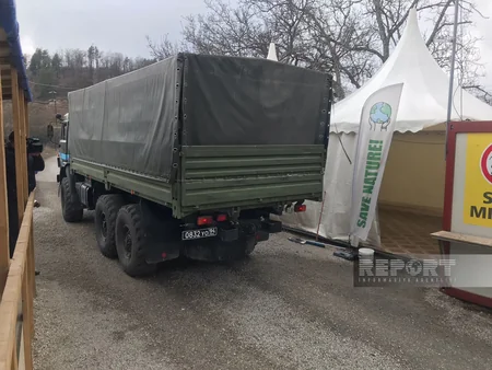 38 vehicles of Russian peacekeepers move freely on Khankandi-Lachin road