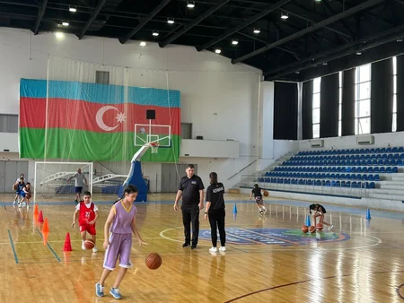 Qızlardan ibarət Azərbaycan millilərinə namizəd basketbolçulara baxış prosesi keçirilib