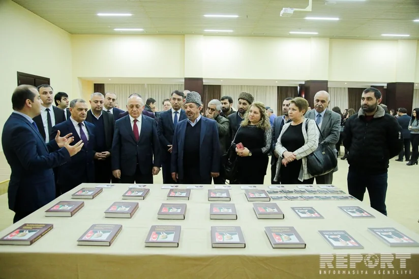 “Dini maarifləndirmə işinin təşkilində dini ədəbiyyatın yeri və rolu” adlı konfrans keçirilib